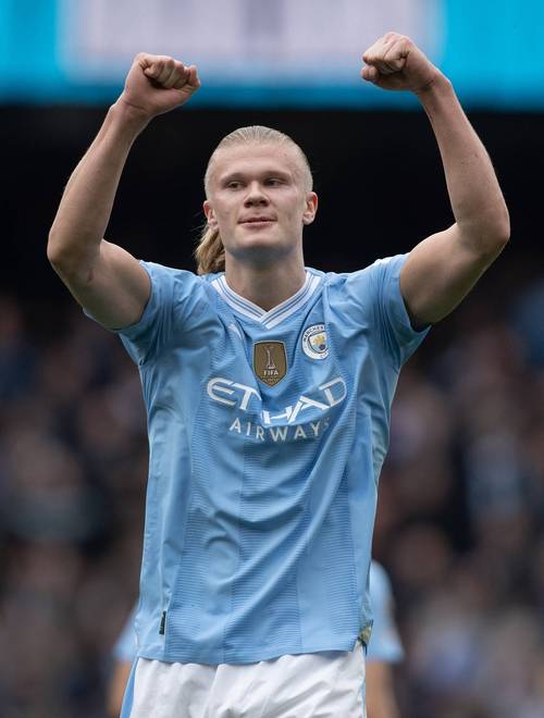 图片报：施洛特贝克目前情况良好，有望在对阵曼城时首发出场（图片报：施洛特贝克状态良好，或将战曼城首发）