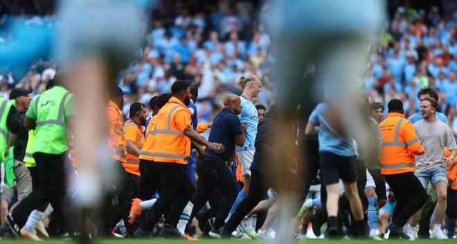 西班牙队连续30场正式比赛保持不败，打破队史纪录（西班牙队30场正式赛不败，创队史新高）